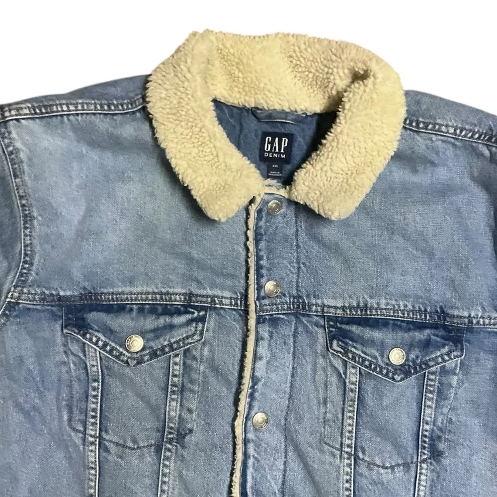 GAP Denim Mens XXL Light Wash Sherpa Lined Trucker Jacket Blue Jean Coat XXL - Picture 2 of 8